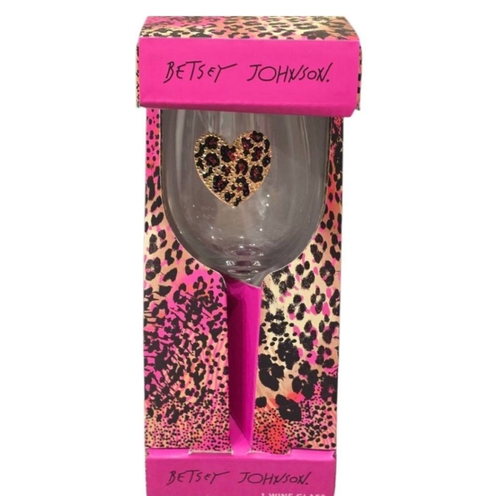 Betsey Johnson Pink Leopard Wine Glass 🍷 NIB/NWT - Picture 2 of 3